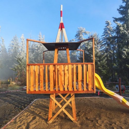 Nové atrakce na hřišti na Andrlově chlumu