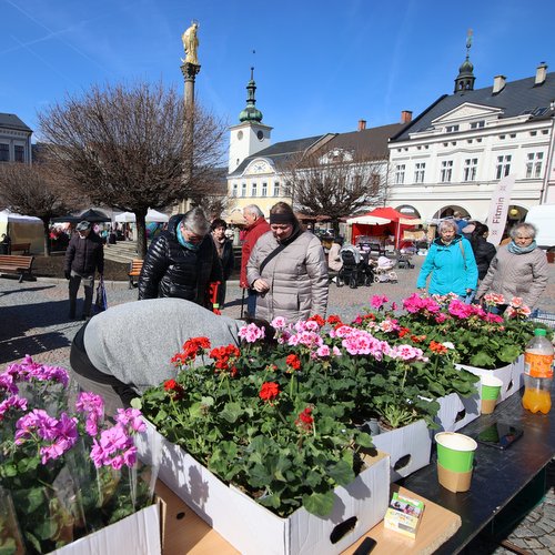 Farmářské a řemeslné trhy se vracejí